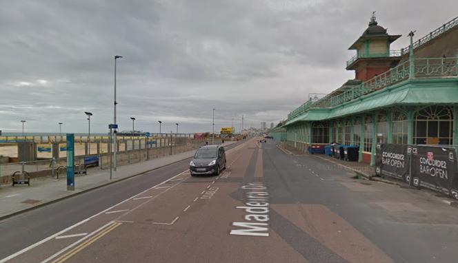 No motor vehicles allowed on Madeira Drive from Monday, council is considering similar measures elsewhere in city - πηγή: https://road.cc/content/news/cars-be-banned-road-along-brighton-seafront-272839?fbclid=IwAR0kDvx19ljGrQw1Q_R1OrocSUS__VlfqDwoy3dJPjWCDByx9nJO28uGzX0