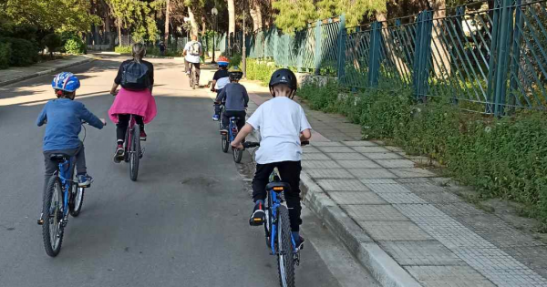 Οι κάτοικοι της Ηλιούπολης ζητούν ποδηλατόδρομους! Στηρίξτε τους!